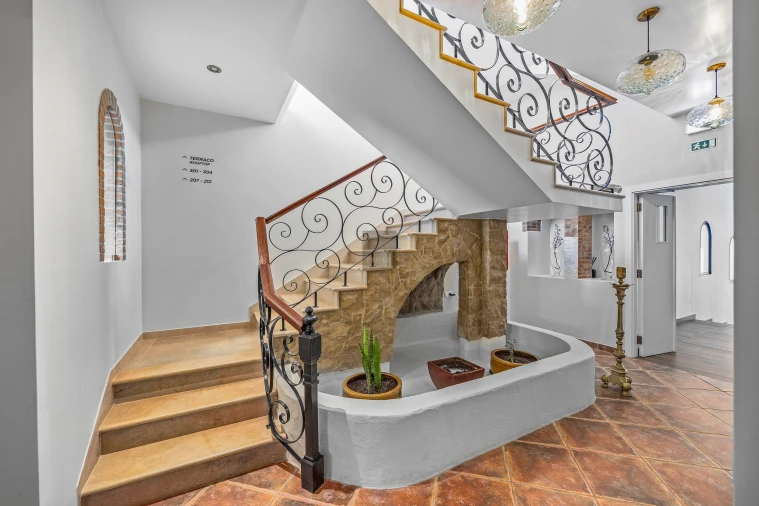 Negócio para Venda em Olhão Foto 40