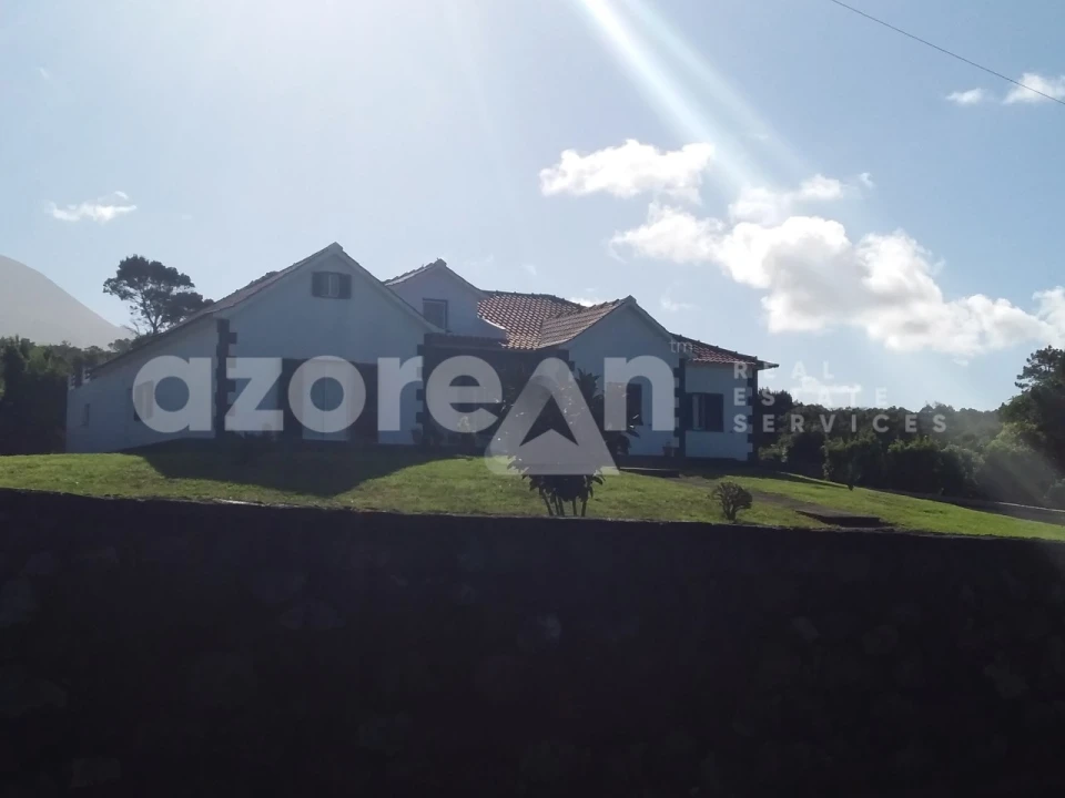 Moradia T3 para Venda em Madalena Foto 19