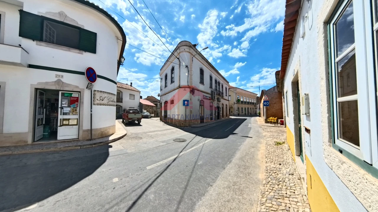 Loja para Venda em Alcanhões Foto 4
