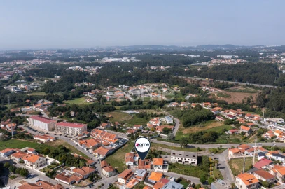 Terreno para Venda em Anta e Guetim