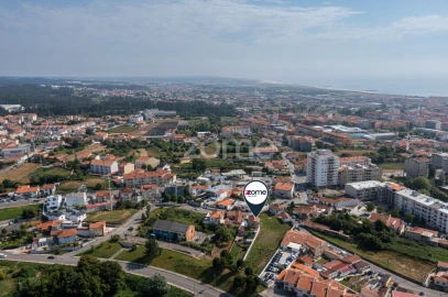 Terreno para Venda em Anta e Guetim