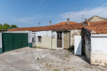 Terreno para Venda em Anta e Guetim