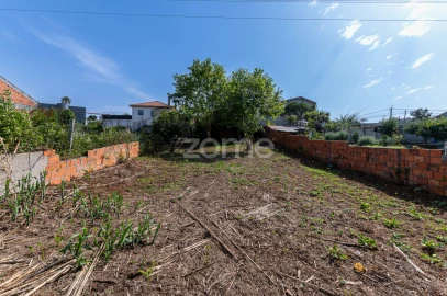 Terreno para Venda em Anta e Guetim