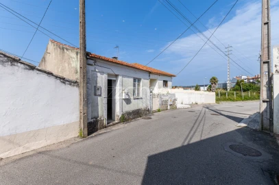 Terreno para Venda em Anta e Guetim