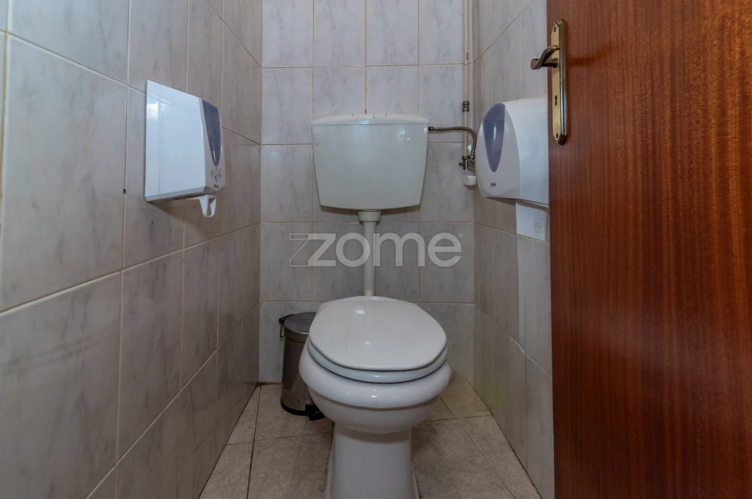 Negócio para Venda em Soure Foto 19