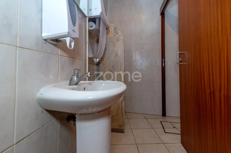 Negócio para Venda em Soure Foto 20