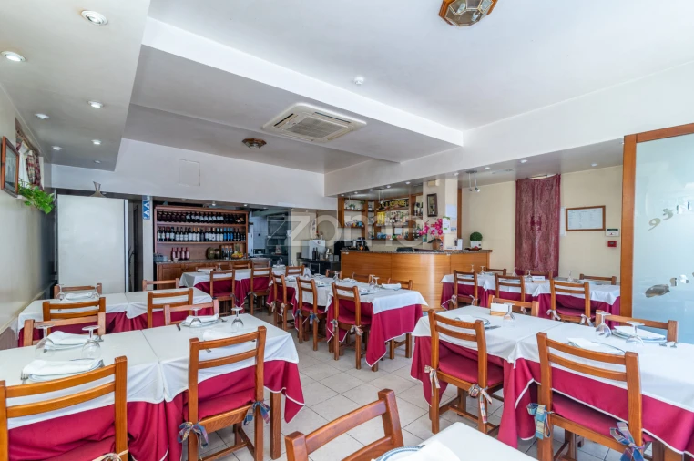 Negócio para Venda em Soure Foto 1