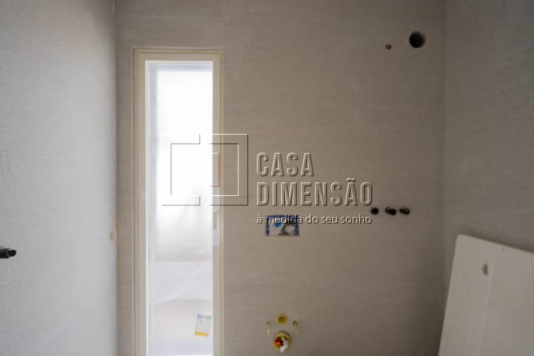 Moradia T4 para Venda em Charneca de Caparica e Sobreda Foto 39