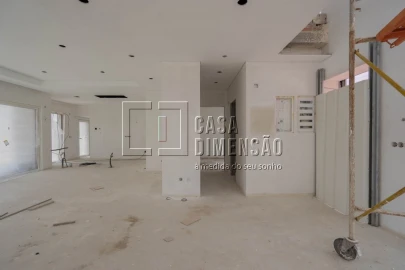 Moradia T4 para Venda em Charneca de Caparica e Sobreda