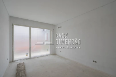 Moradia T4 para Venda em Charneca de Caparica e Sobreda