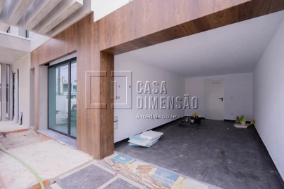 Moradia T4 para Venda em Charneca de Caparica e Sobreda