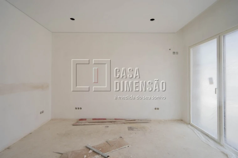 Moradia T4 para Venda em Charneca de Caparica e Sobreda Foto 38