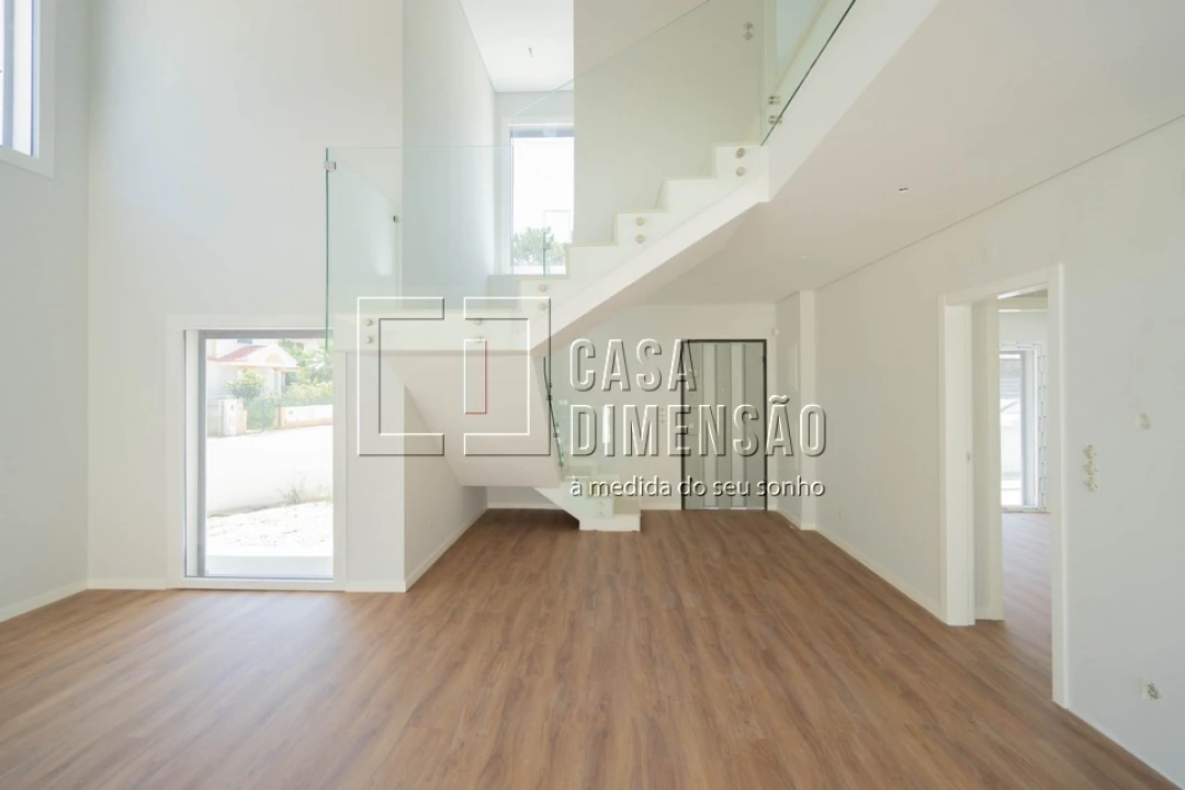 Moradia T4 para Venda em Charneca de Caparica e Sobreda Foto 15
