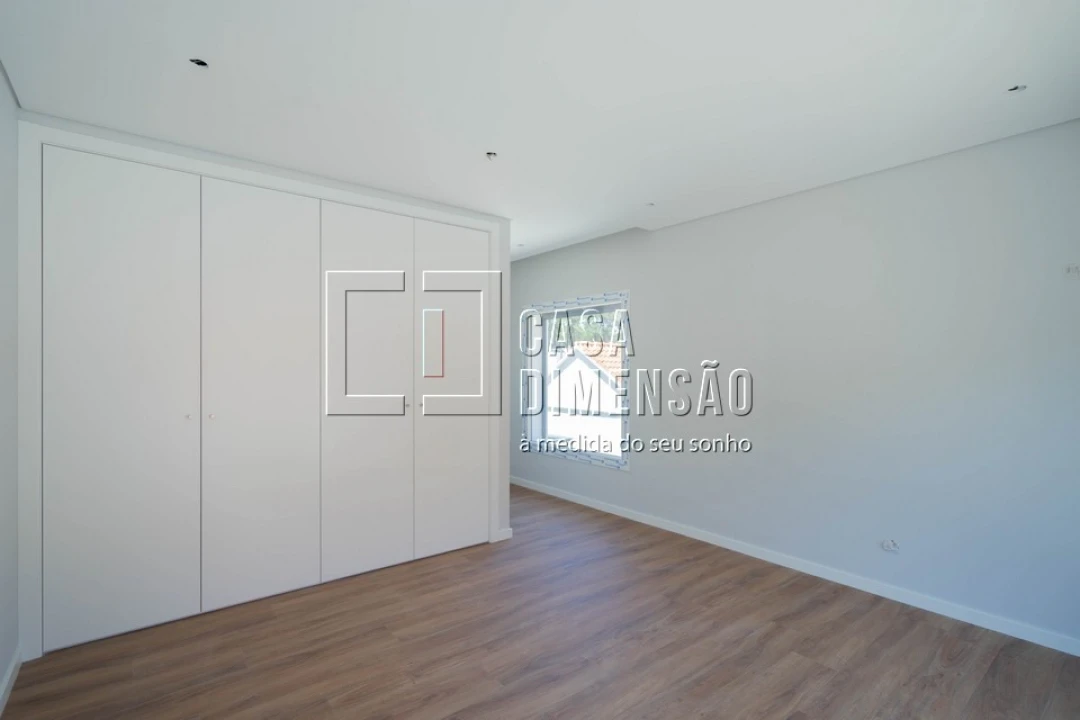 Moradia T4 para Venda em Charneca de Caparica e Sobreda Foto 48