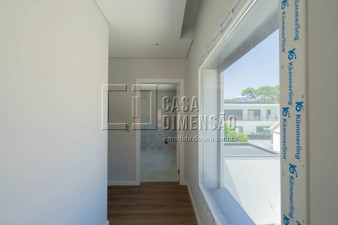 Moradia T4 para Venda em Charneca de Caparica e Sobreda Foto 50