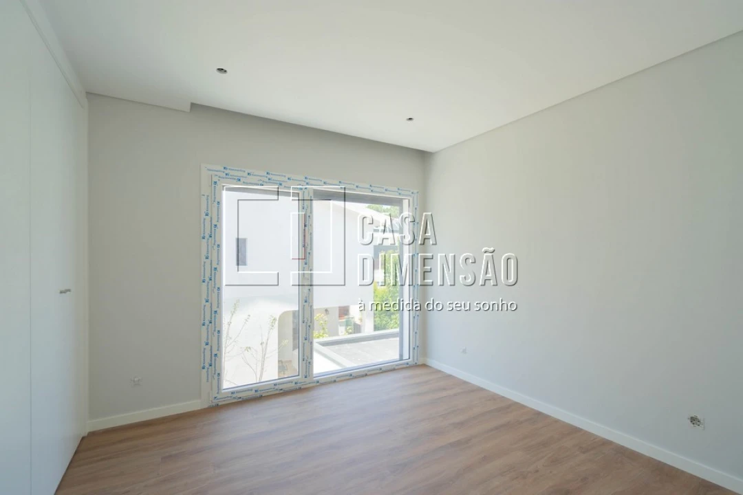 Moradia T4 para Venda em Charneca de Caparica e Sobreda Foto 63