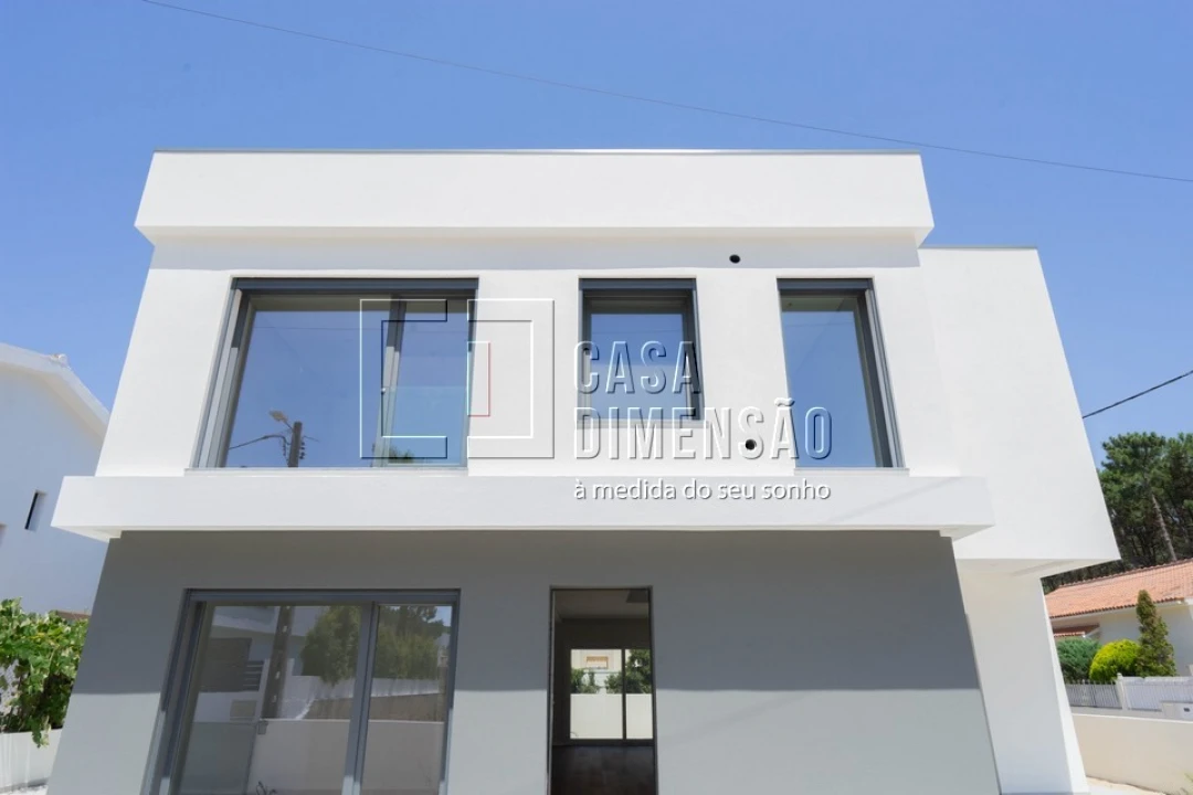 Moradia T4 para Venda em Charneca de Caparica e Sobreda Foto 71