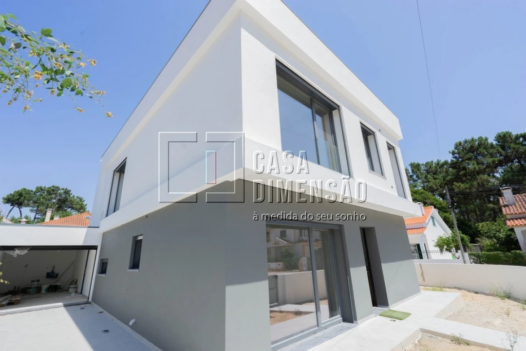 Moradia T4 para Venda em Charneca de Caparica e Sobreda Foto 75