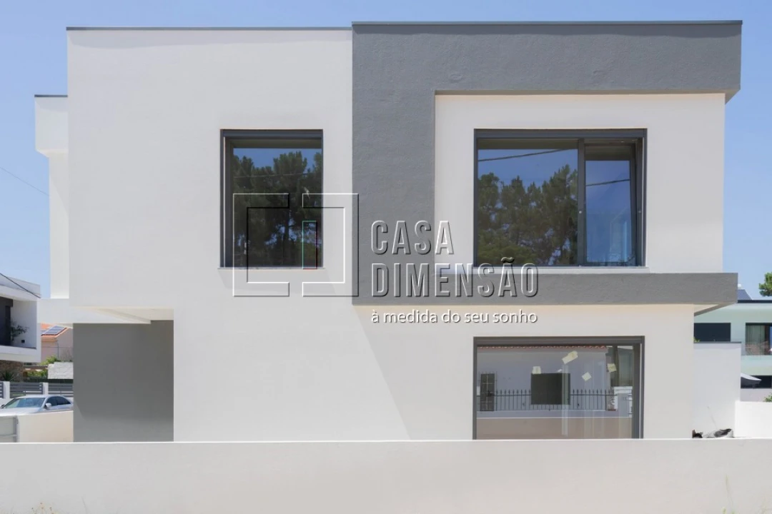 Moradia T4 para Venda em Charneca de Caparica e Sobreda Foto 88