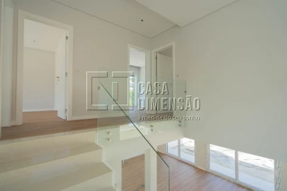 Moradia T4 para Venda em Charneca de Caparica e Sobreda