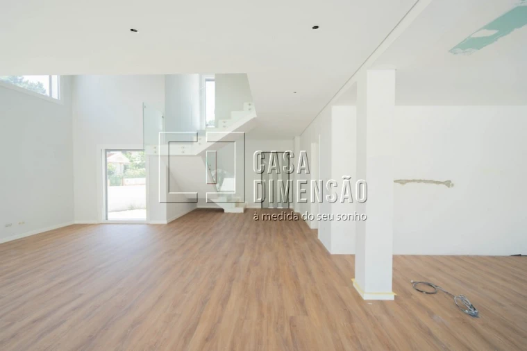 Moradia T4 para Venda em Charneca de Caparica e Sobreda Foto 16