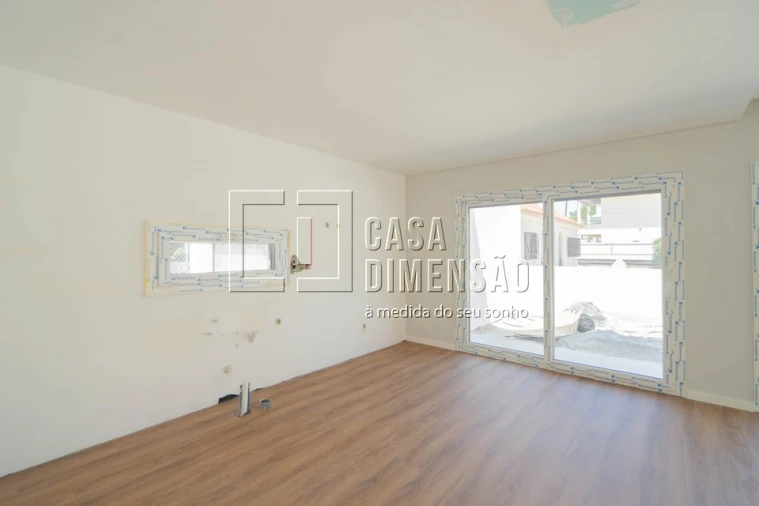Moradia T4 para Venda em Charneca de Caparica e Sobreda Foto 21