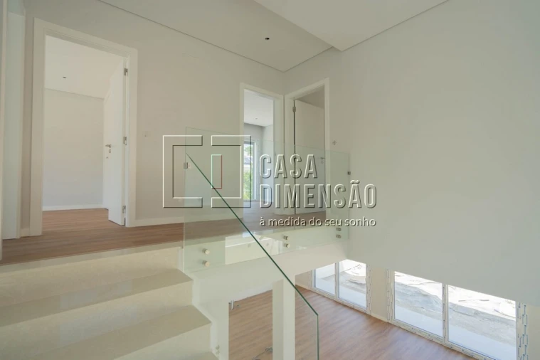 Moradia T4 para Venda em Charneca de Caparica e Sobreda Foto 36