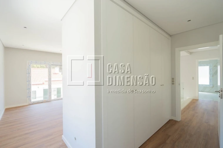 Moradia T4 para Venda em Charneca de Caparica e Sobreda Foto 43