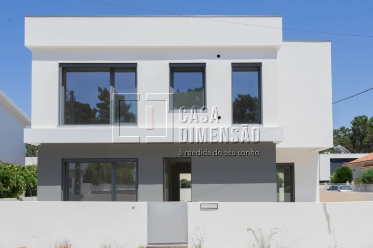 Moradia T4 para Venda em Charneca de Caparica e Sobreda Foto 69