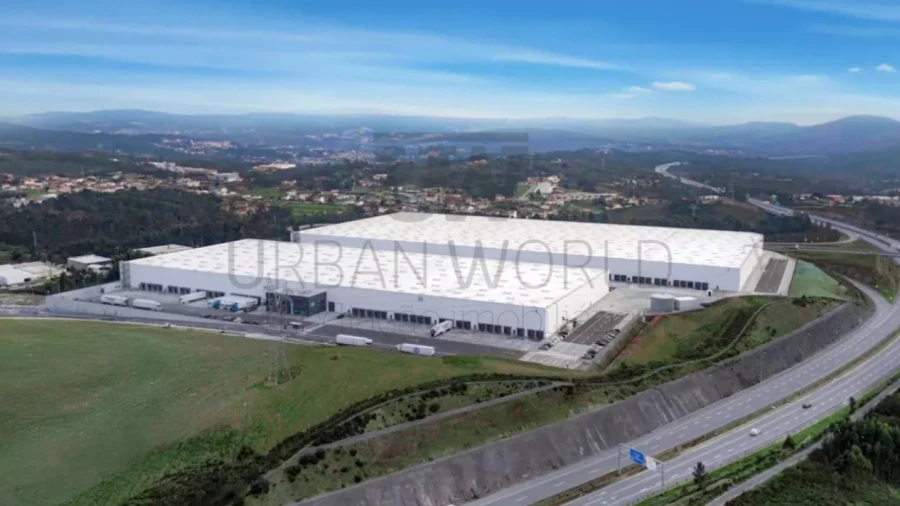Armazém para Arrendamento em Campo e Sobrado