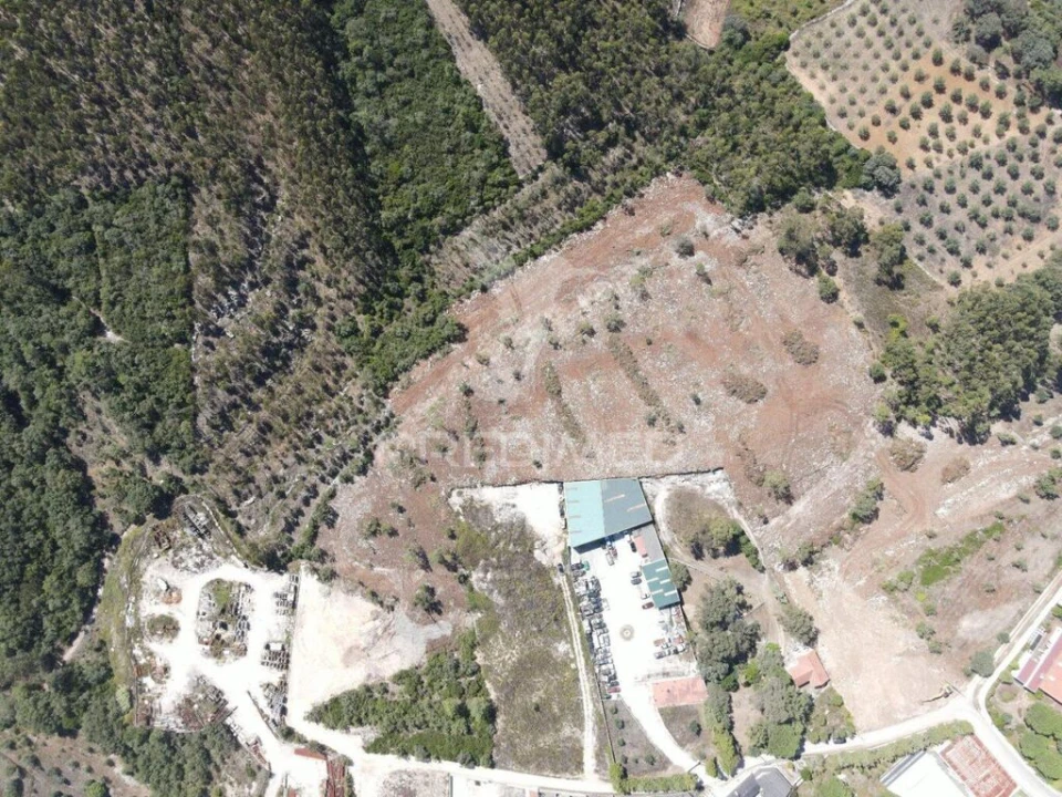 Armazém para Venda em Arrabal Foto 8