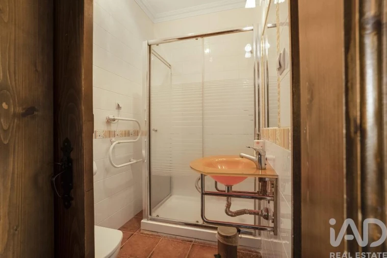 Moradia T5 para Venda em Redondo Foto 22