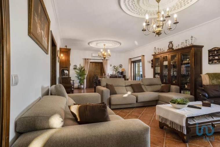 Moradia T5 para Venda em Redondo Foto 10