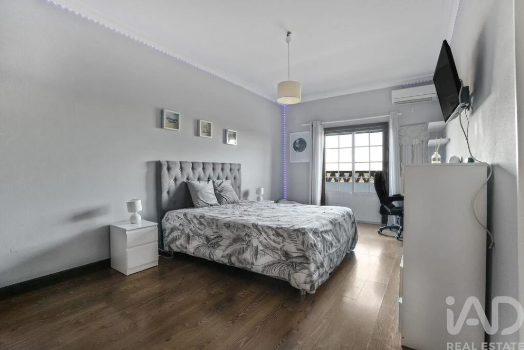 Moradia T5 para Venda em Redondo Foto 23