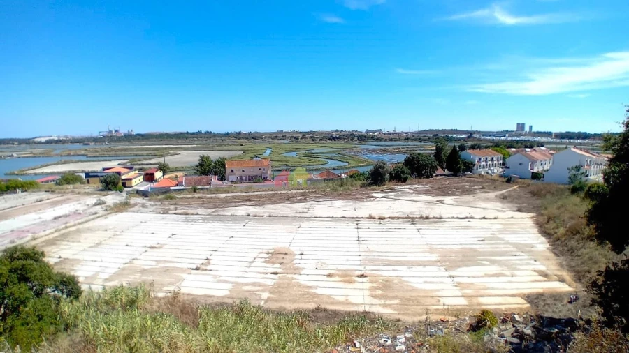 Terreno para Venda em Sado Foto 9