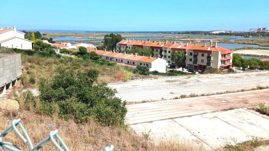 Terreno para Venda em Sado Foto 8
