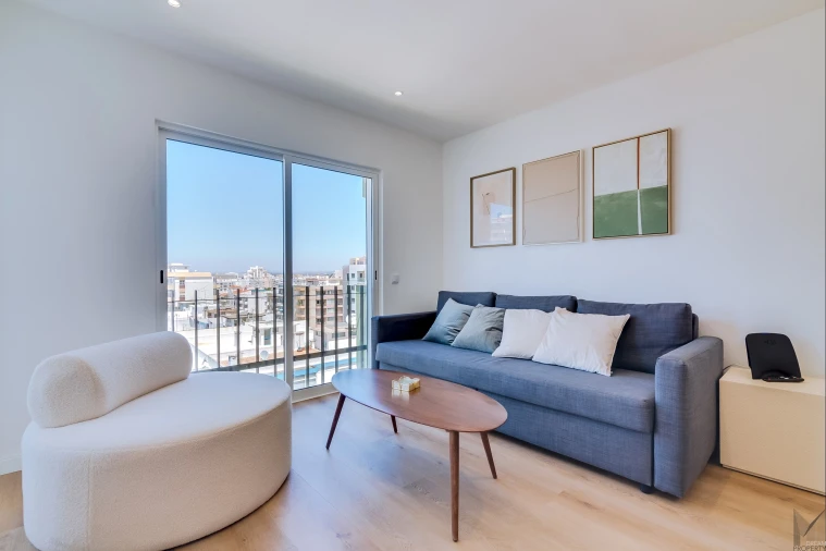 Apartamento T2 para Venda em Quarteira Foto 9