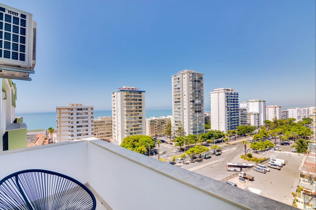 Apartamento T2 para Venda em Quarteira Foto 1