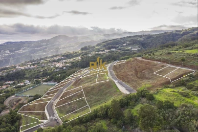Terreno para Venda em Santa Cruz