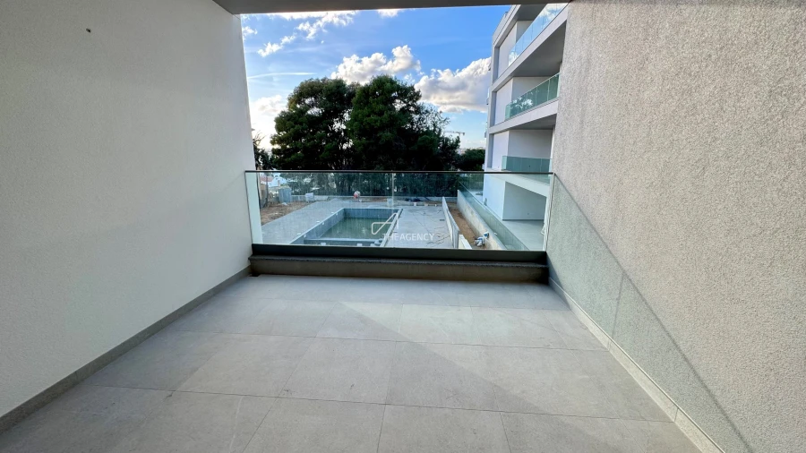 Apartamento T2 para Venda em Albufeira e Olhos de Água Foto 4