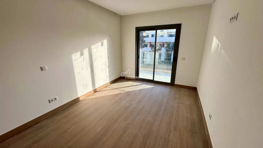Apartamento T2 para Venda em Albufeira e Olhos de Água Foto 16