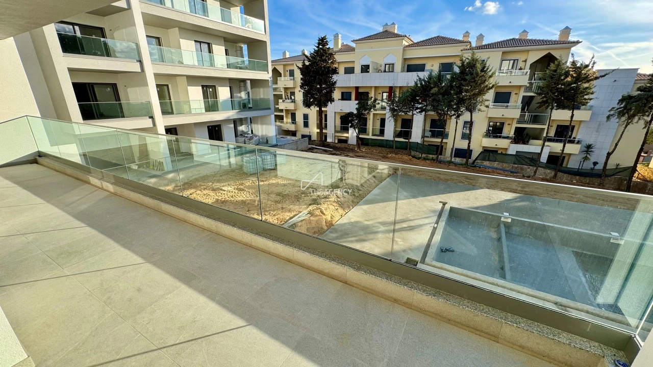 Apartamento T2 para Venda em Albufeira e Olhos de Água Foto 14