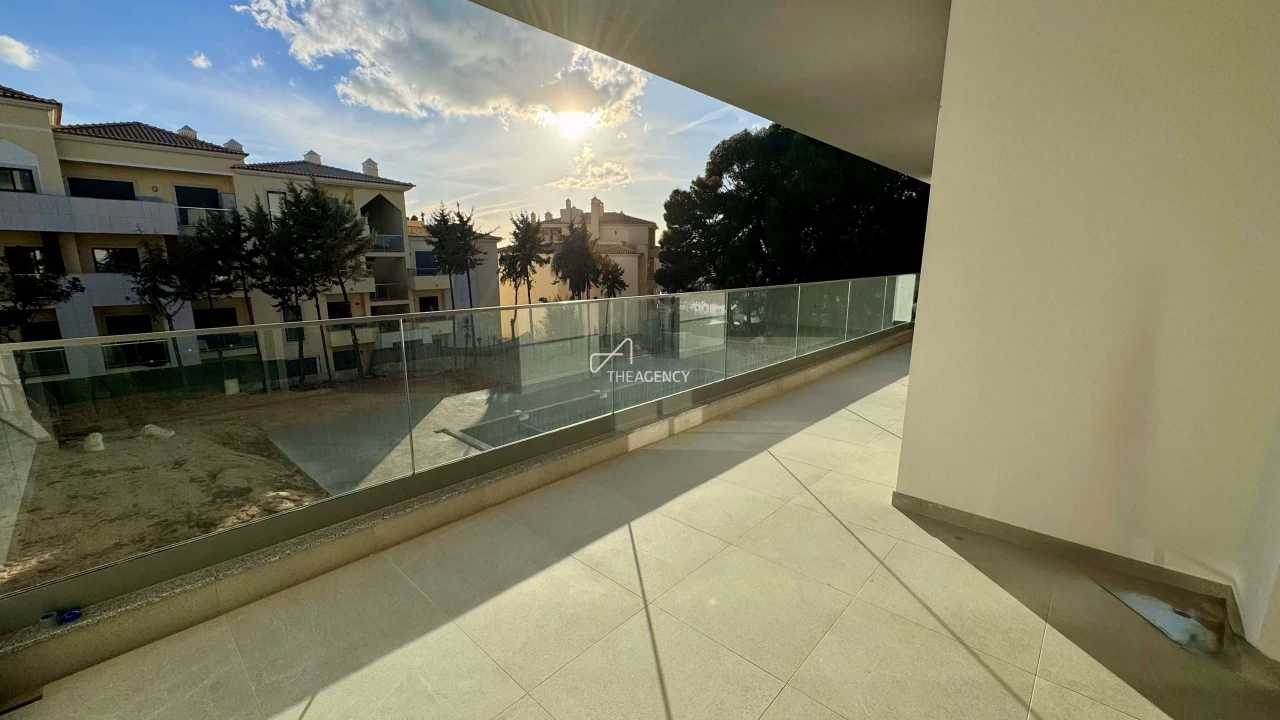 Apartamento T1 para Venda em Albufeira e Olhos de Água Foto 12