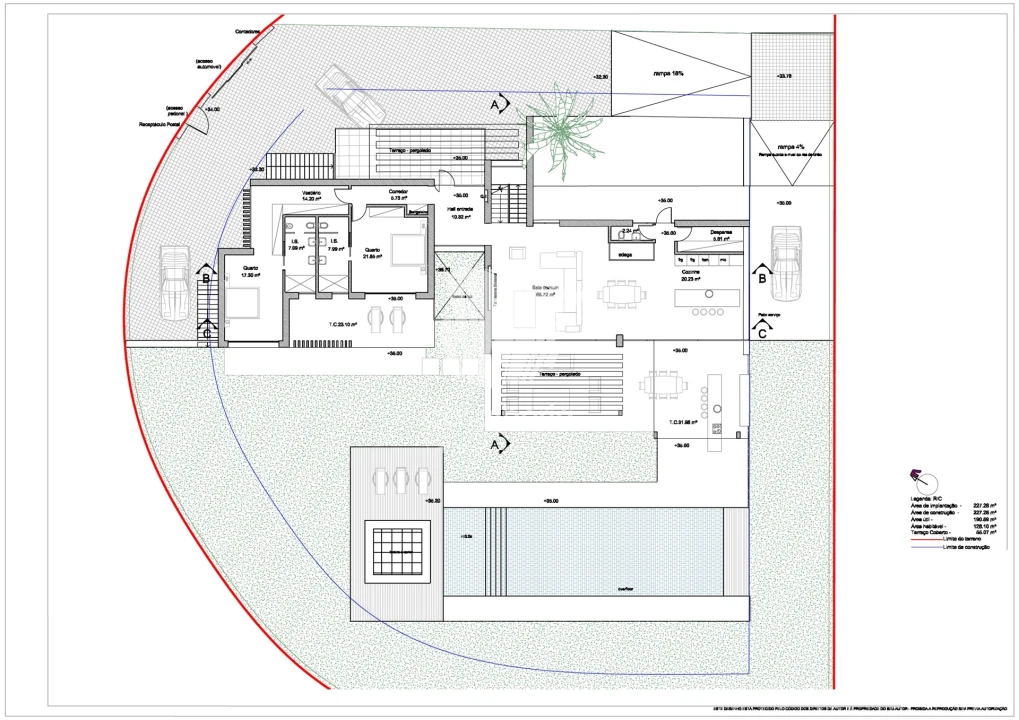Moradia T5 para Venda em Quarteira Foto 13