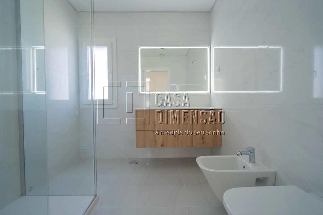 Moradia T3 para Venda em Charneca de Caparica e Sobreda Foto 25