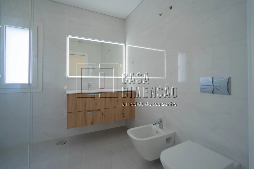 Moradia T3 para Venda em Charneca de Caparica e Sobreda Foto 27