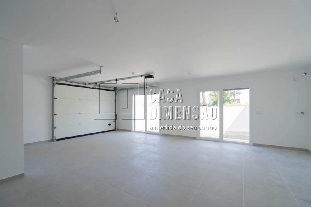 Moradia T3 para Venda em Charneca de Caparica e Sobreda Foto 40