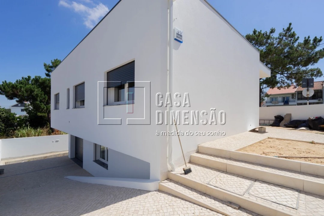 Moradia T3 para Venda em Charneca de Caparica e Sobreda Foto 60