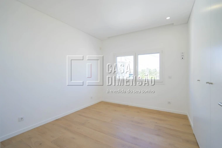 Moradia T3 para Venda em Charneca de Caparica e Sobreda Foto 32