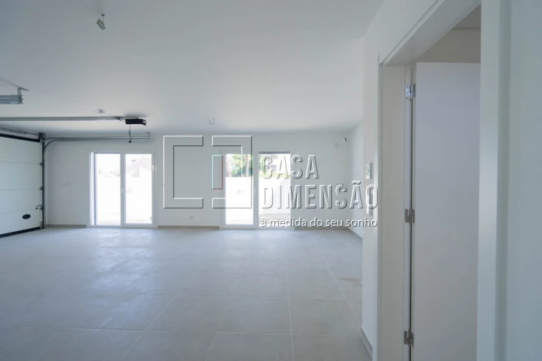 Moradia T3 para Venda em Charneca de Caparica e Sobreda Foto 39